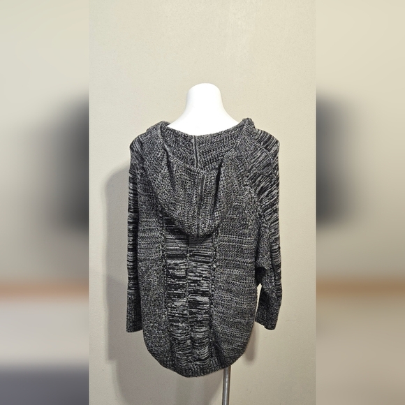 Athleta Cable Knit Gray Pull OverHooded Dolmen Long Sleeve Sweater Women's Size - Picture 4 of 6